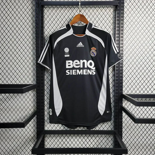 2006/2007 Retro Real Madrid Visitante