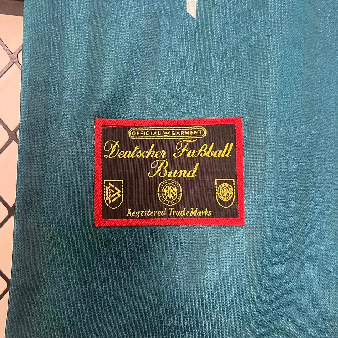 1996 Retro Germany Visitante Talla Niño