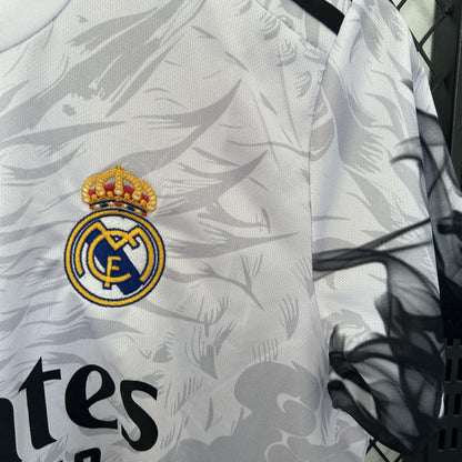 Real Madrid "Emerald Flame" Edición Especial