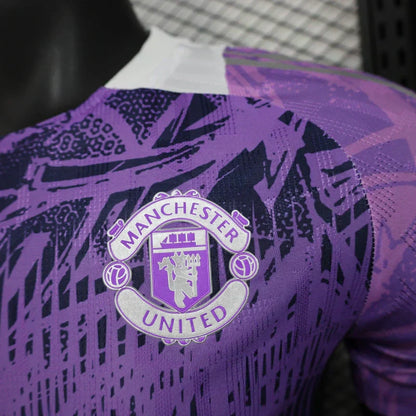 Manchester United "Violet Edge" Edición Especial