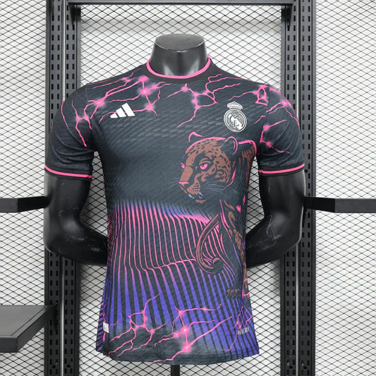Real Madrid "Aurora Panther" Edición Especial