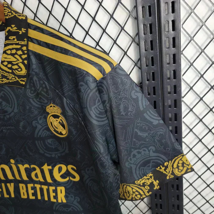 Real Madrid "Midnight Monarchs" Edición Especial