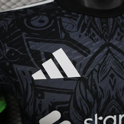 Liverpool "Night Predator" Edición Especial