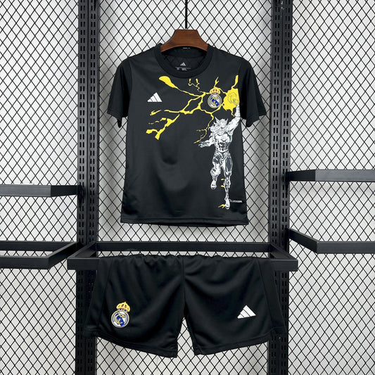 Real Madrid "Marvel" Edición Especial Talla Niño