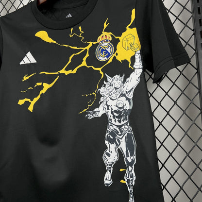 Real Madrid "Marvel" Edición Especial Talla Niño