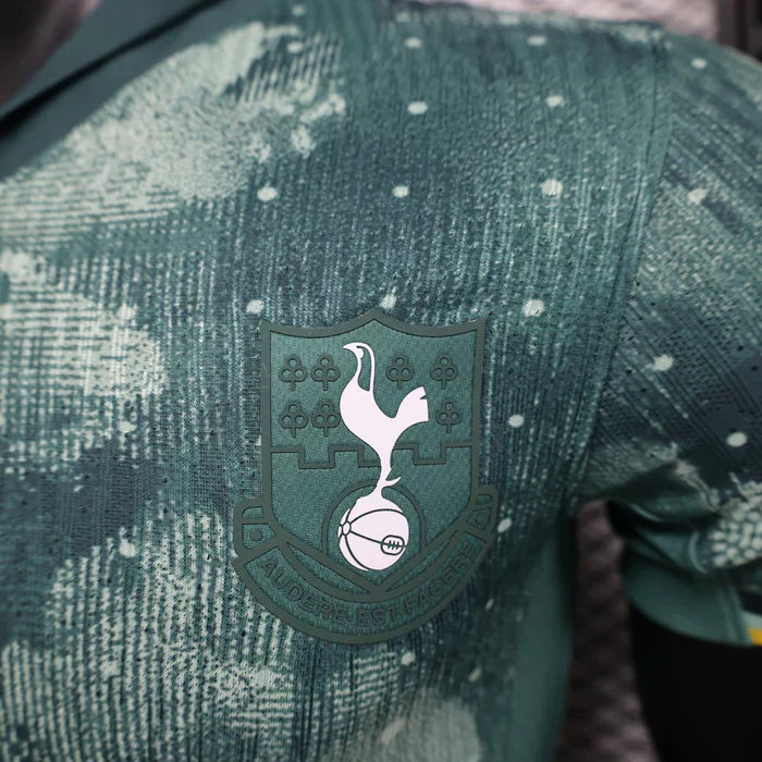 Tottenham 2024/2025 Alternativa Visitante Kit