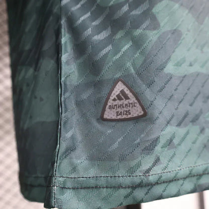 Real Madrid "Emerald Shadow" Edición Especial