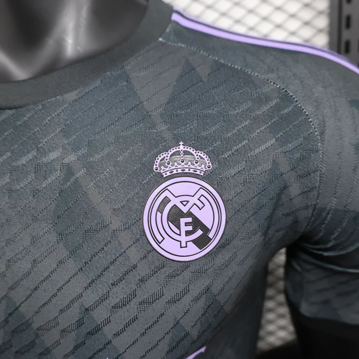 Real Madrid "Midnight Amethyst" Edición Especial