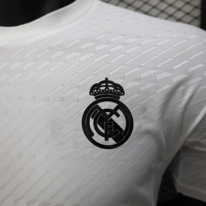 Real Madrid "Floral Elegance" Edición Especial