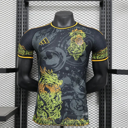Real Madrid "Dragon's Dawn" Edición Especial